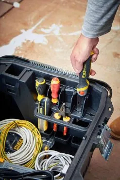 STANLEY - Coffre De Chantier Pro Etanche Fatmax - Dimensions 910 X 516 X 431 Mm 18 STANLEY - Coffre De Chantier Pro Etanche Fatmax - Dimensions 910 X 516 X 431 Mm -Scheppach Soldes Magasin Coffre de Chantier Pro Etanche Stanley grandes dimension