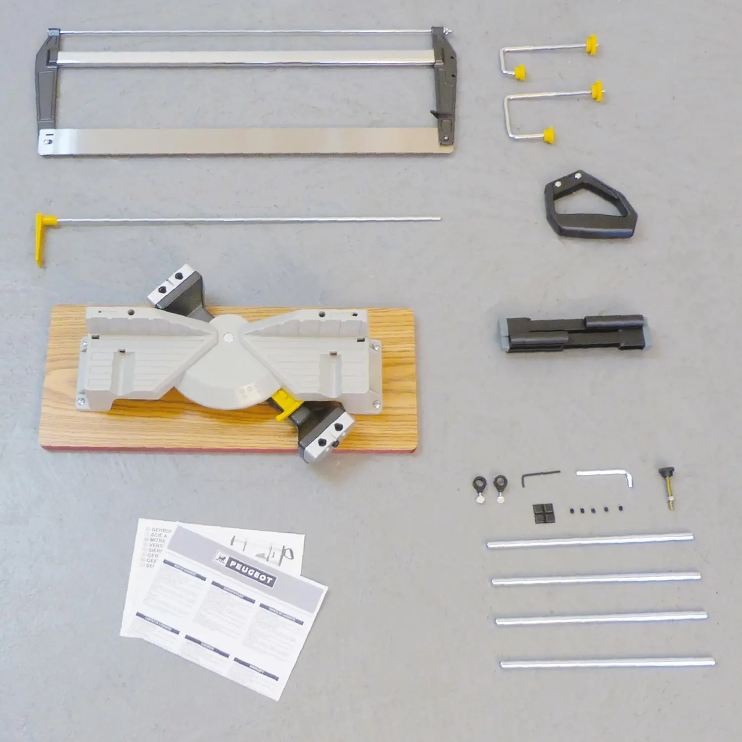 PEUGEOT -ENERGYSAW-600 Scie à Onglet Manuelle 3 Sec - 600mm Avec Embase Bois MDF Et Table ABS 8 PEUGEOT -ENERGYSAW-600 Scie à Onglet Manuelle 3 Sec - 600mm Avec Embase Bois MDF Et Table ABS – Image 6