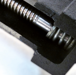 PEUGEOT - EBT150 Etau D'établi Pivotant 150 Mm 13 PEUGEOT - EBT150 Etau D'établi Pivotant 150 Mm -Scheppach Soldes Magasin PEUGEOT Etau d etabli pivotant EBT 150 100710 3