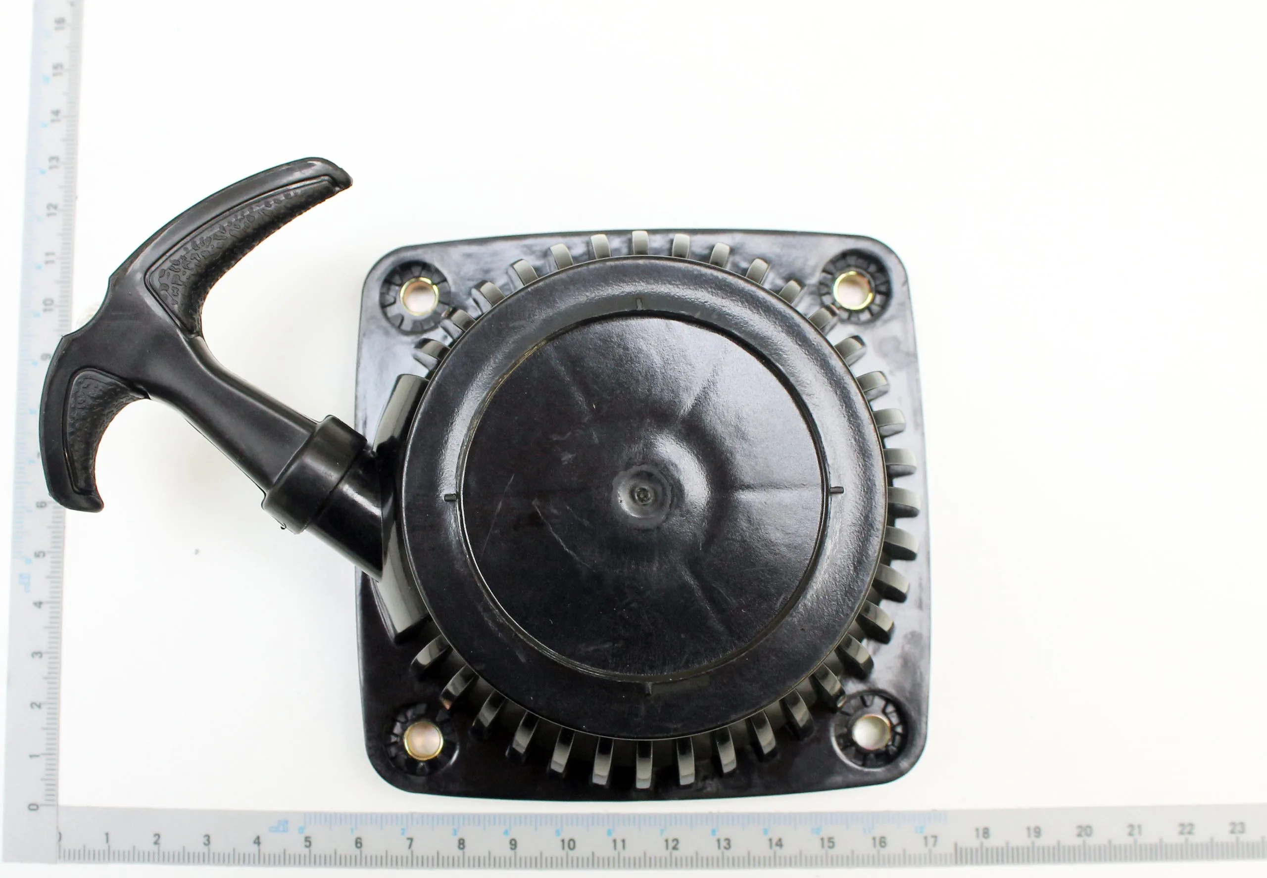 SCHEPPACH - Lanceur Manuel Pour Débroussailleuse Et Outil De Jardin Multifonctions 3 SCHEPPACH - Lanceur Manuel Pour Débroussailleuse Et Outil De Jardin Multifonctions